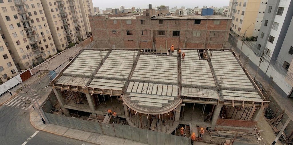 Edificios en concreto armado para Orfanato – San Miguel, Lima, Perú.